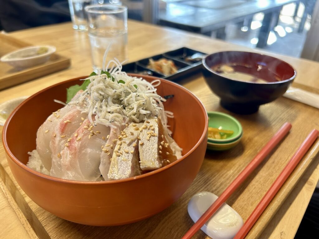 EAT LOCAL Naoshima Shokudo